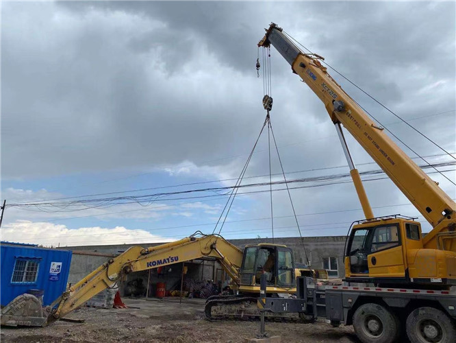 寻甸25吨吊车的工作半径是多少？