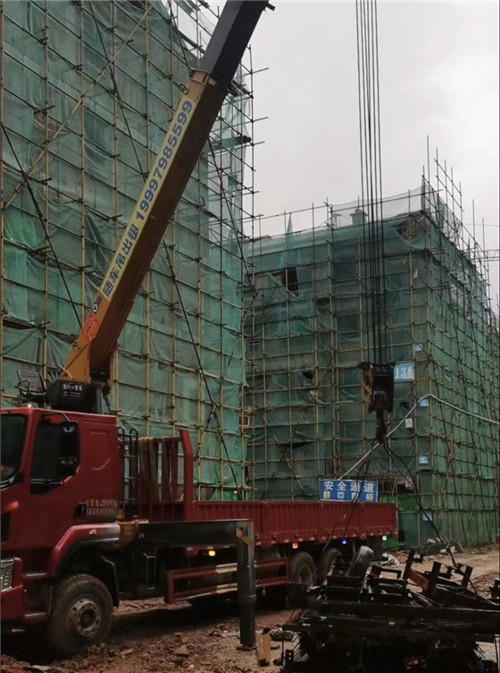 寻甸“慢工细活”—— 吊车的 “微动控制” 技术