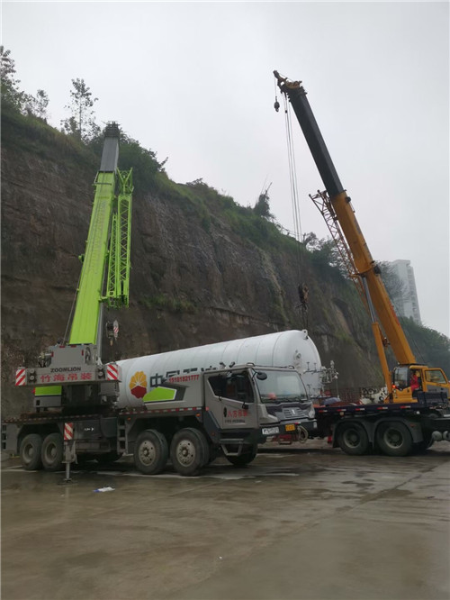 寻甸“不怕风雨冻”—— 吊车的 “恶劣环境适应” 技术